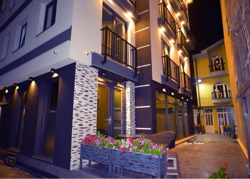 ستروغا Comfort Hotel المظهر الخارجي الصورة
