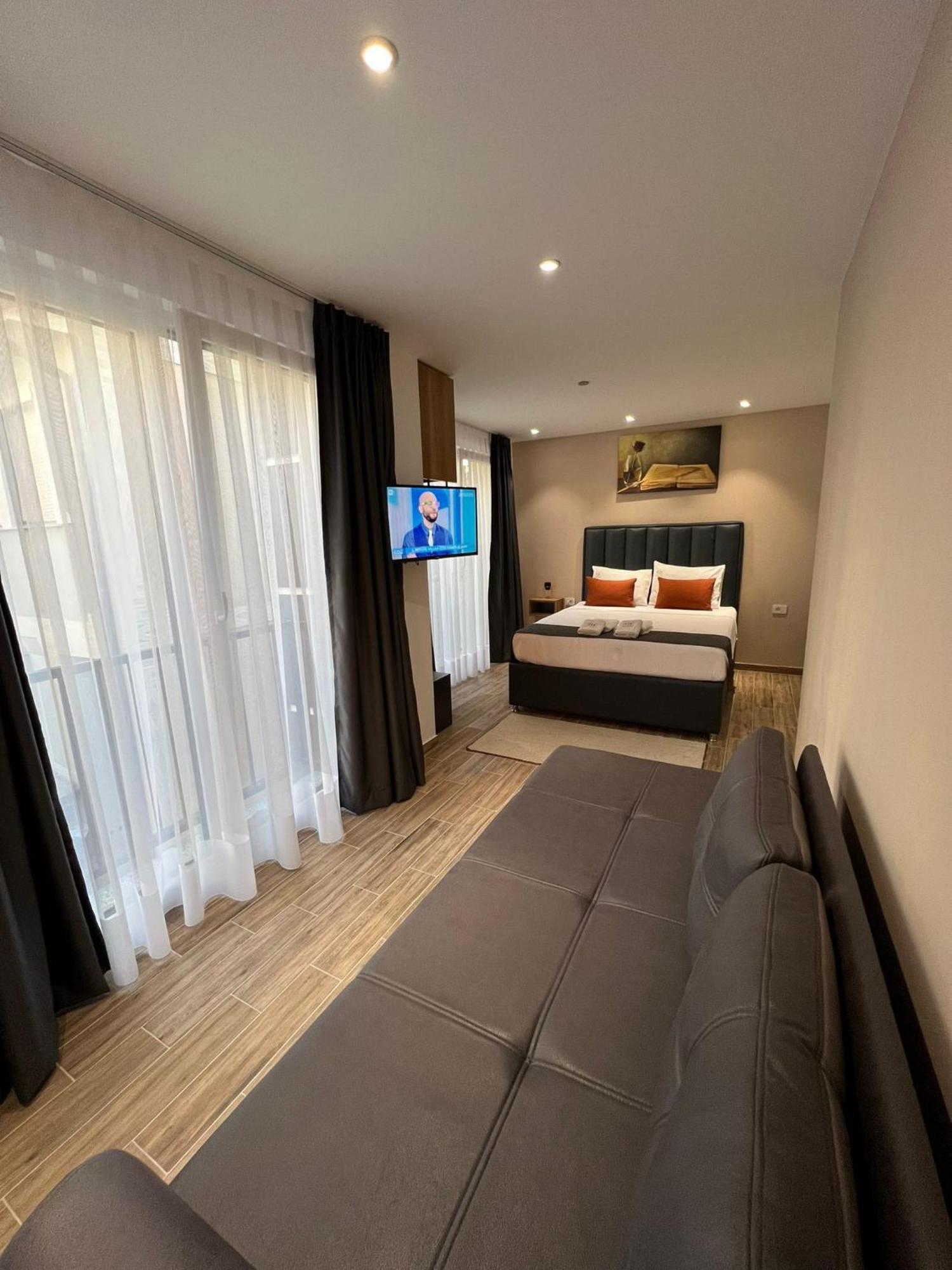 ستروغا Comfort Hotel المظهر الخارجي الصورة