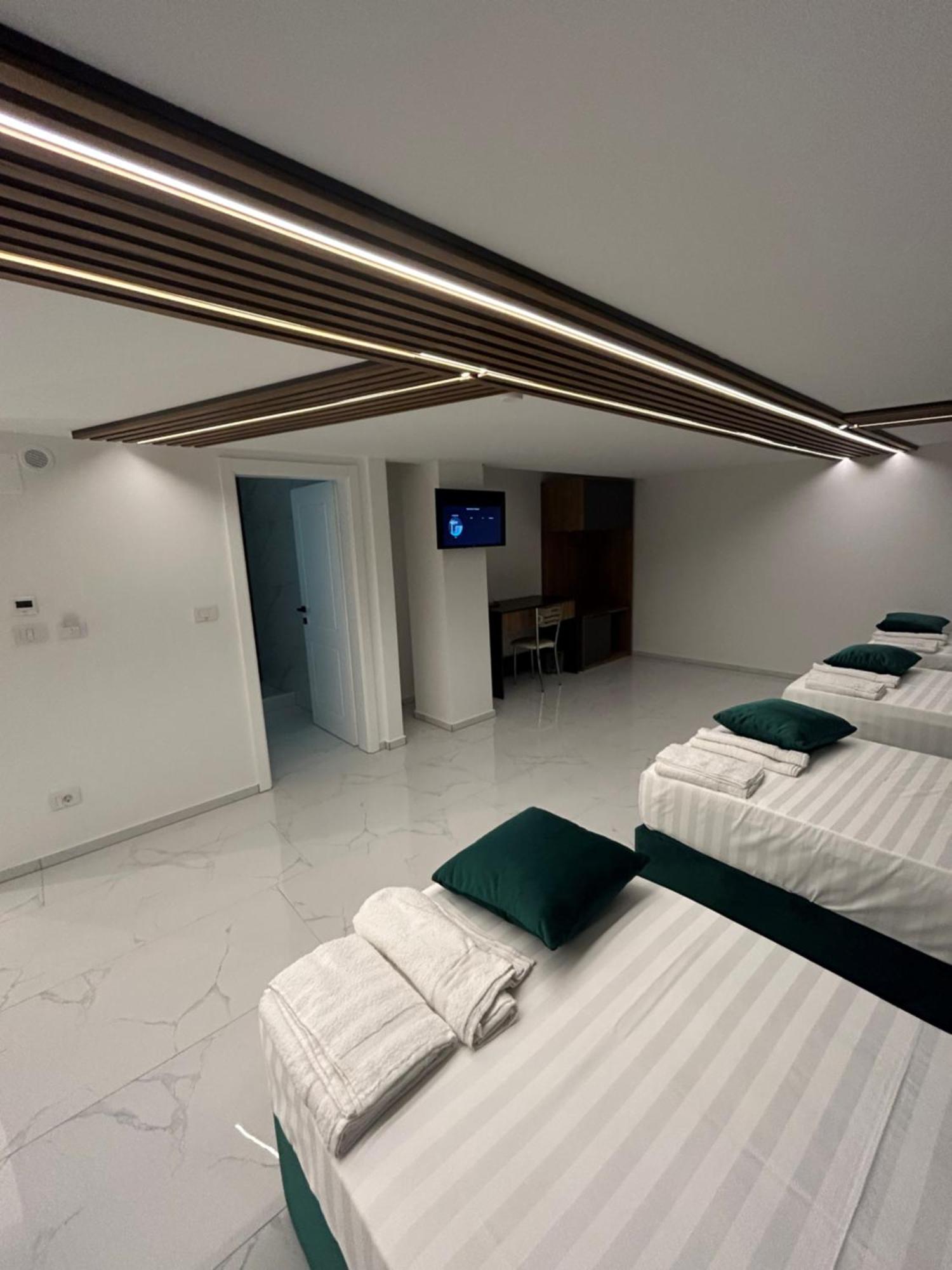 ستروغا Comfort Hotel المظهر الخارجي الصورة