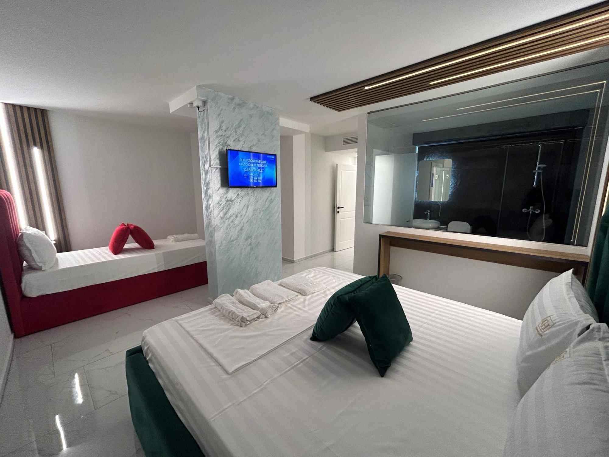 ستروغا Comfort Hotel المظهر الخارجي الصورة