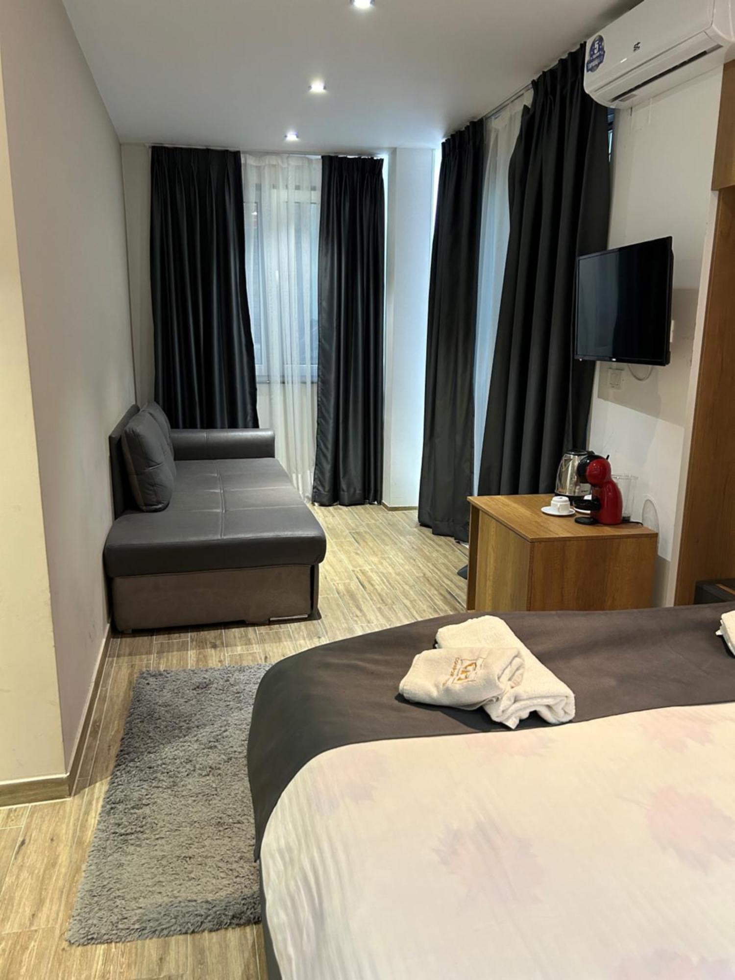 ستروغا Comfort Hotel المظهر الخارجي الصورة