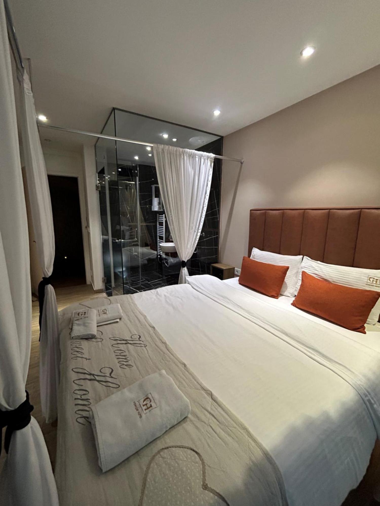 ستروغا Comfort Hotel المظهر الخارجي الصورة